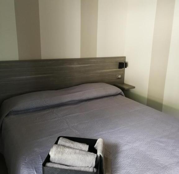 اتاق استاندارد, Happy Family B&b