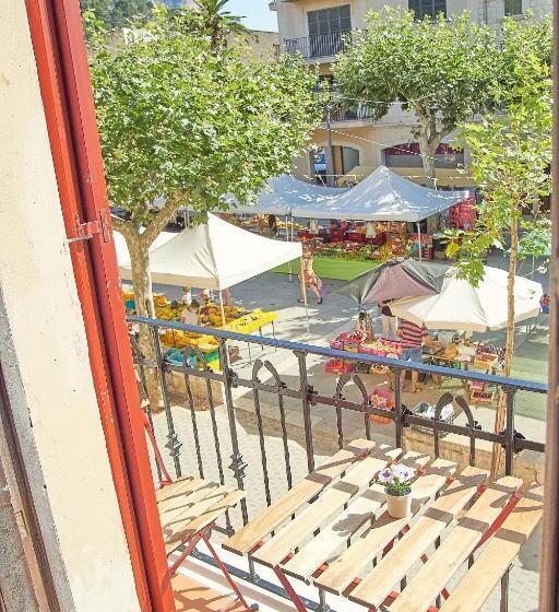 اتاق لوکس با بالکن, Vila Alaró Ti