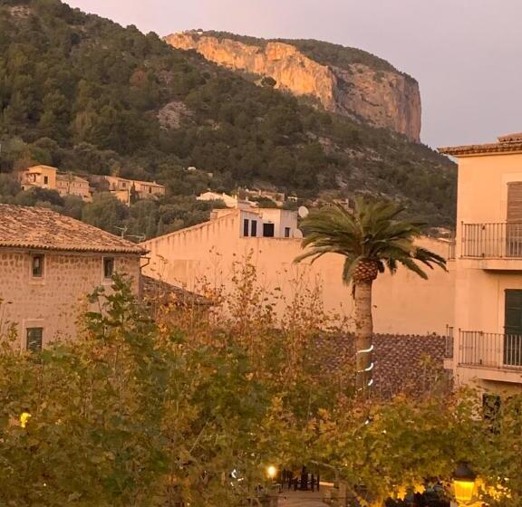 اتاق لوکس با چشم‌انداز, Vila Alaró Ti