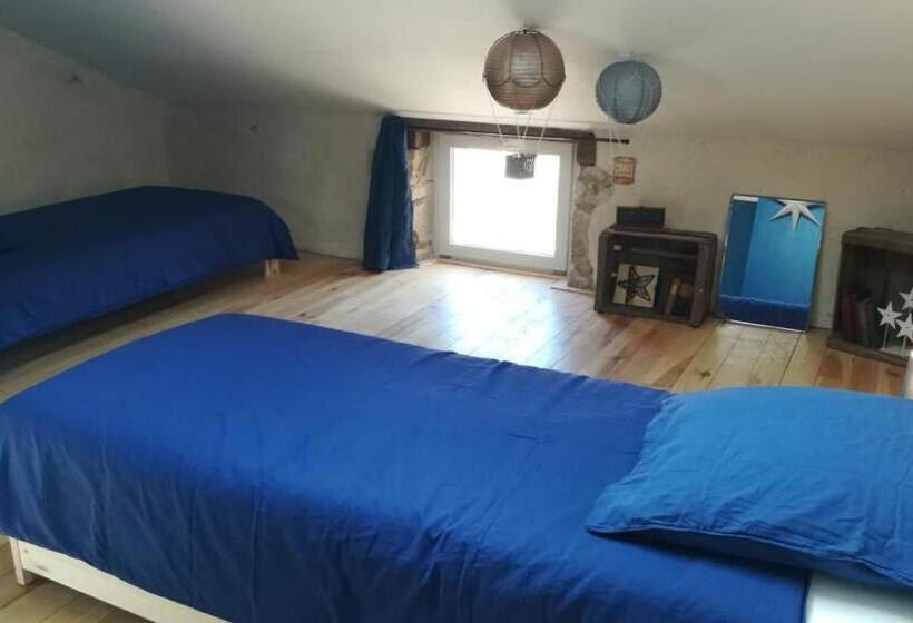 اتاق استاندارد سه نفره, Un Nid Pour La Nuit, Chambres D’hôtes