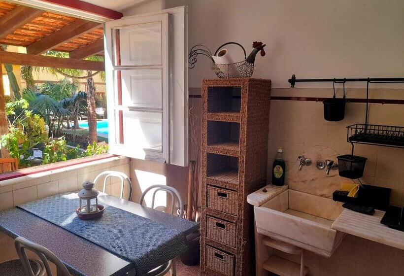 آپارتمان 2 خوابه, Casa Mestre