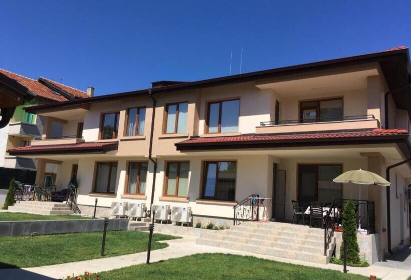 带露台的标准工作室, Guest House Zornica In Obzor
