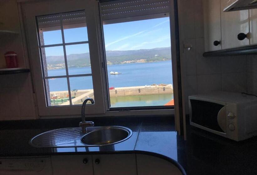 آپارتمان 1 خوابه با چشم‌انداز دریا, Hostal O Portiño