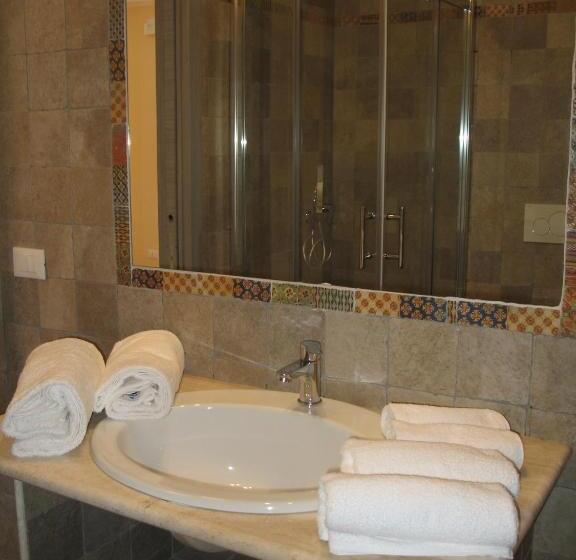 اتاق استاندارد سه نفره, Air B&b Pleasant Moments