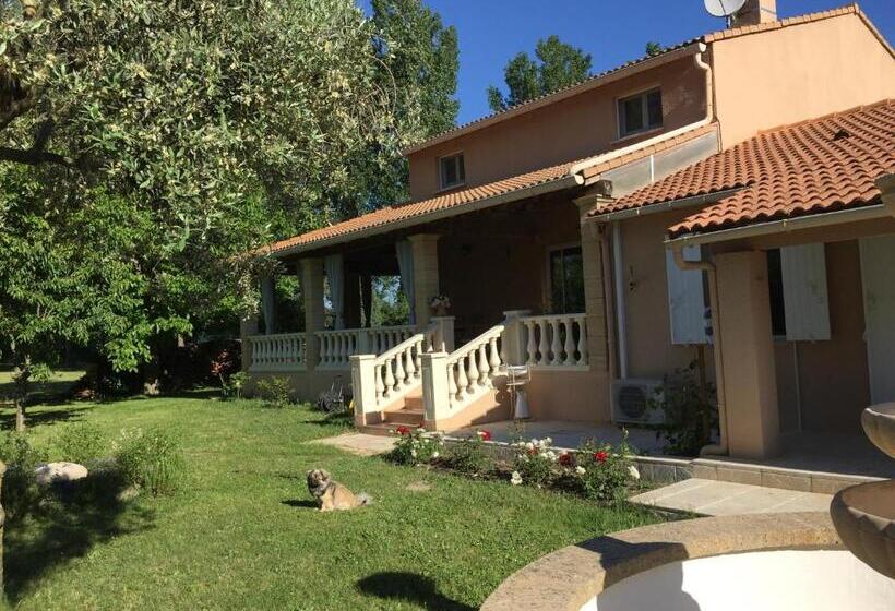 اتاق استاندارد, B&b Et Gite D Ayran