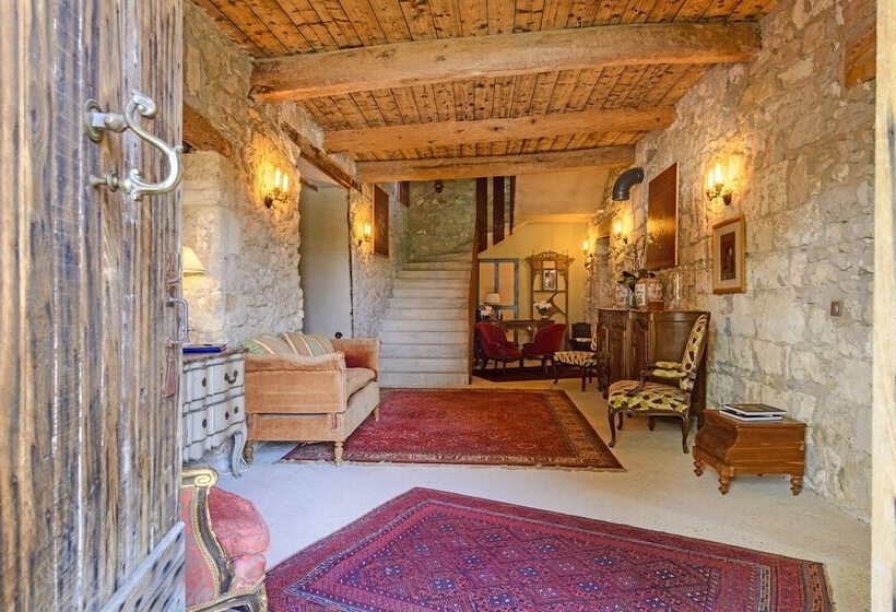اتاق لوکس, Bastide De Bellegarde