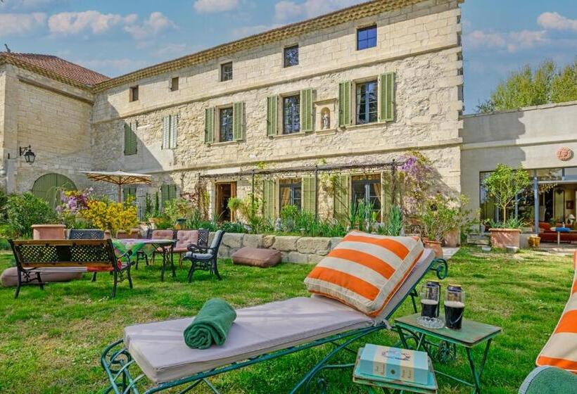 اتاق استاندارد, Bastide De Bellegarde