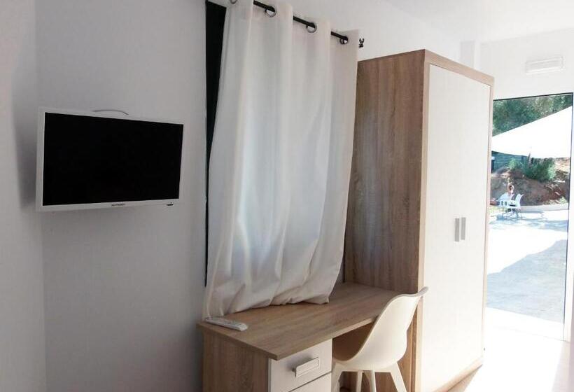 اتاق استاندارد, Hostal Restaurante Benalup Golf