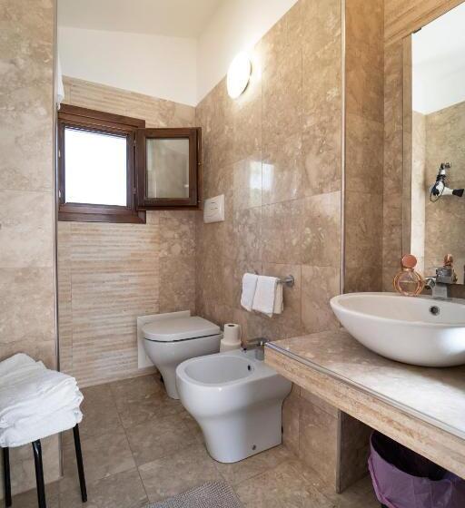 اتاق خانوادگی, B&b Kòre