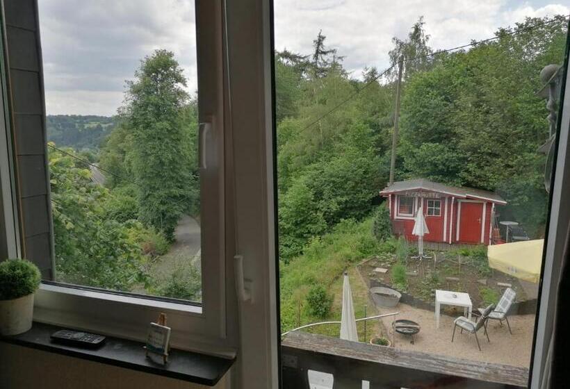 Chambre Standard, Jeje Und Anna S Eifel Haus