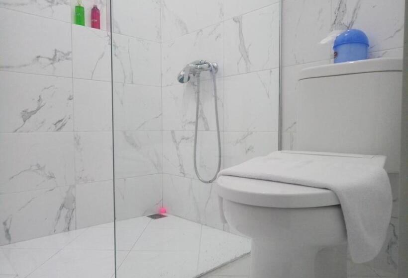 اتاق استاندارد, Fredelia Homestay