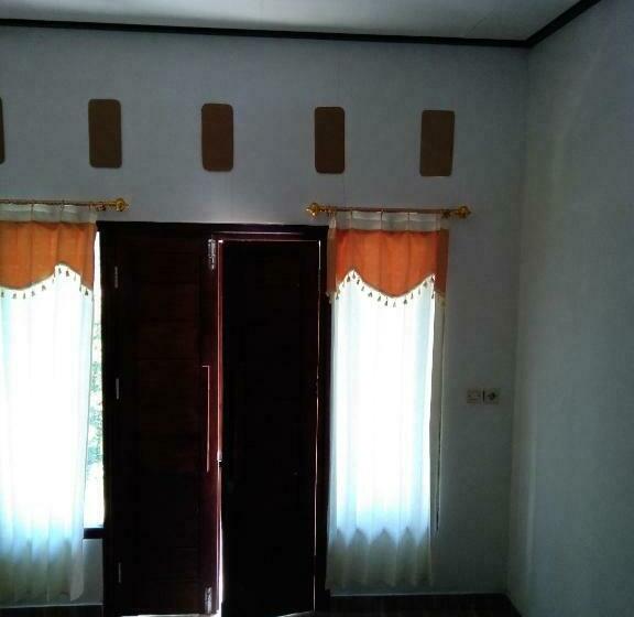 اتاق لوکس, Latansa Inn