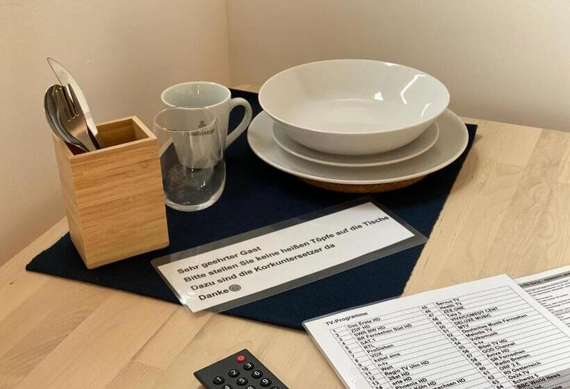 اتاق استاندارد, Pension Schweizer