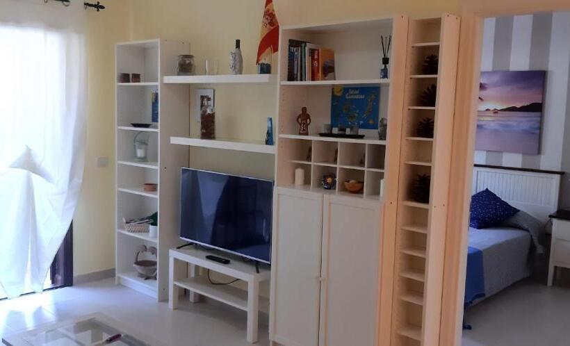 آپارتمان 1 خوابه با چشم‌انداز استخر, Residence Balcon Del Mar