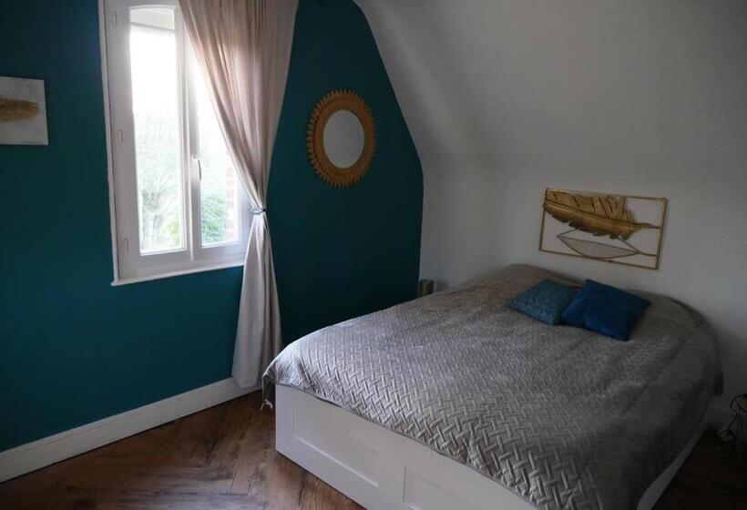 Номер Стандарт, Le Manoir De Louviers