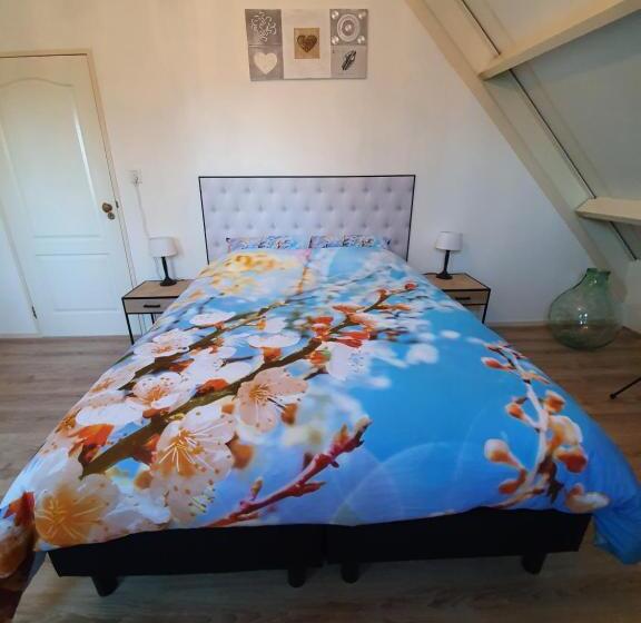 اتاق لوکس, Bed & Breakfast Ff Rust
