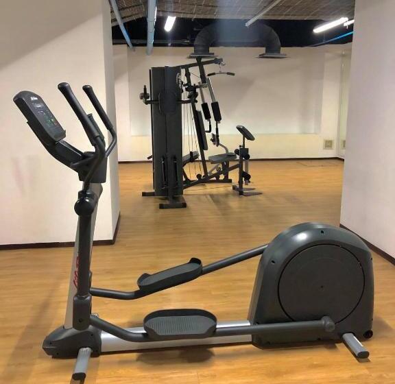 آپارتمان 1 خوابه, Downtown Boutique Apartment With View To The Park 805