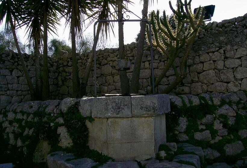 اتاق لوکس, Agriturismo Baglio Calanchi