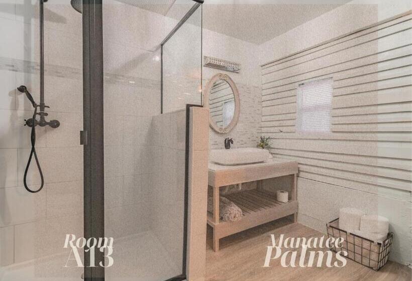 اتاق استاندارد با تخت بزرگ, Manatee Palms