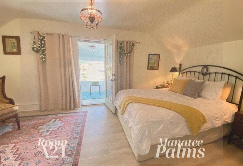 اتاق سوپریور سه تخته, Manatee Palms