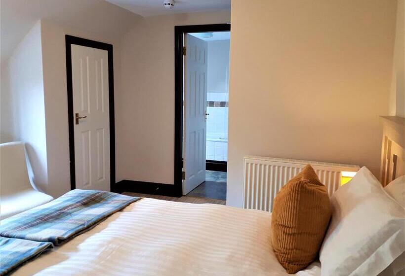 اتاق سوپریور با تخت بزرگ, Corsewall Arms Guest House