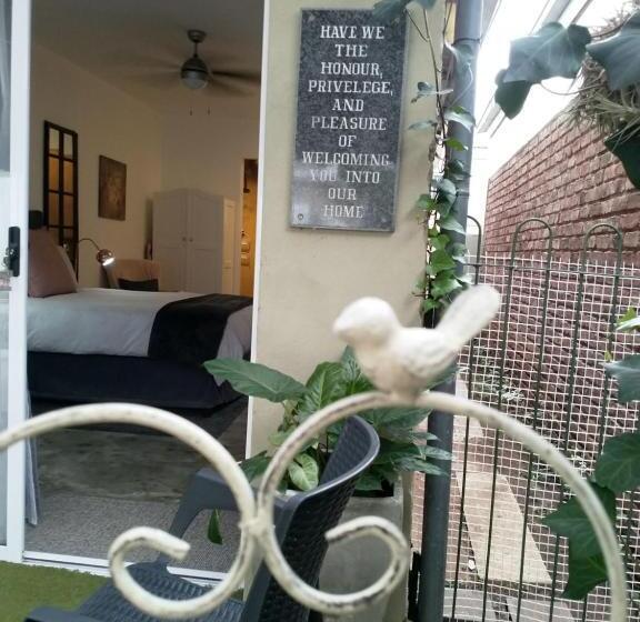 اتاق لوکس, The Oak Treehouse Bnb Queenstown