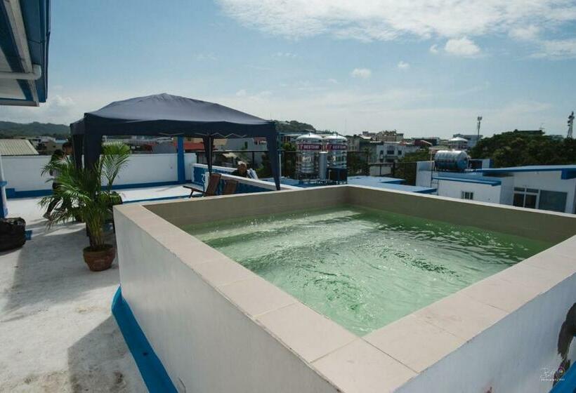اتاق استاندارد, 3bu Hostel La Union