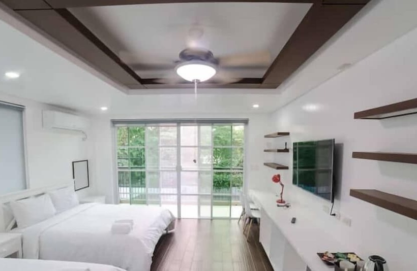 اتاق لوکس, 3bu Hostel La Union