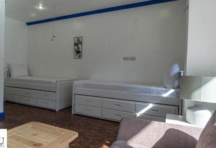 Economy Quadruple Room, 3bu Hostel La Union
