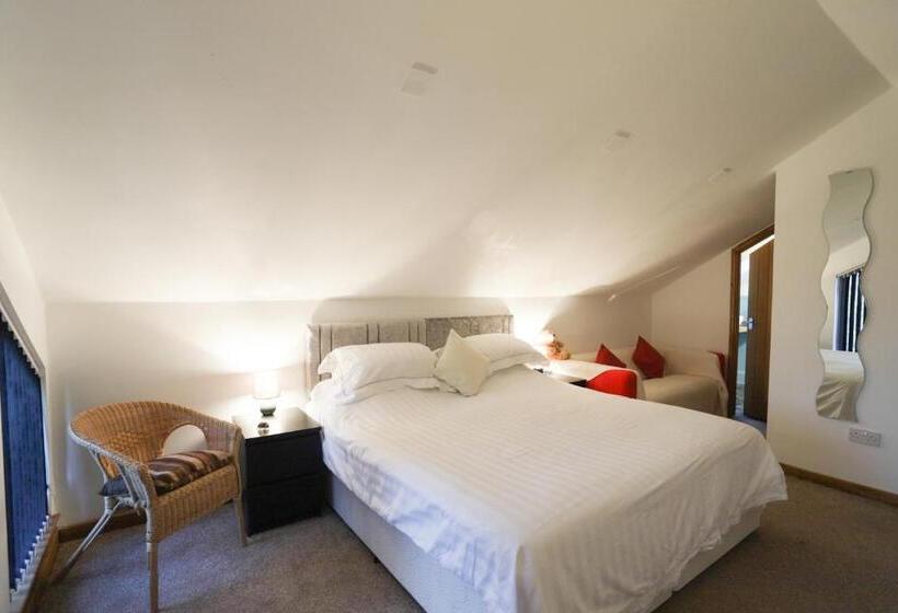 اتاق لوکس, Crackin View Guest House