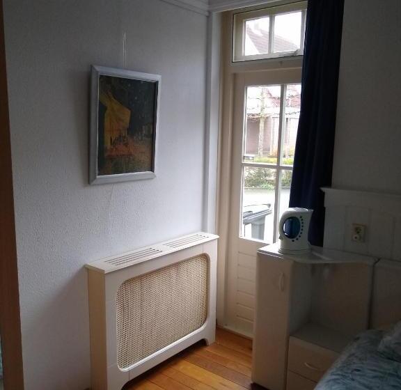 اتاق لوکس, Folmerhuis
