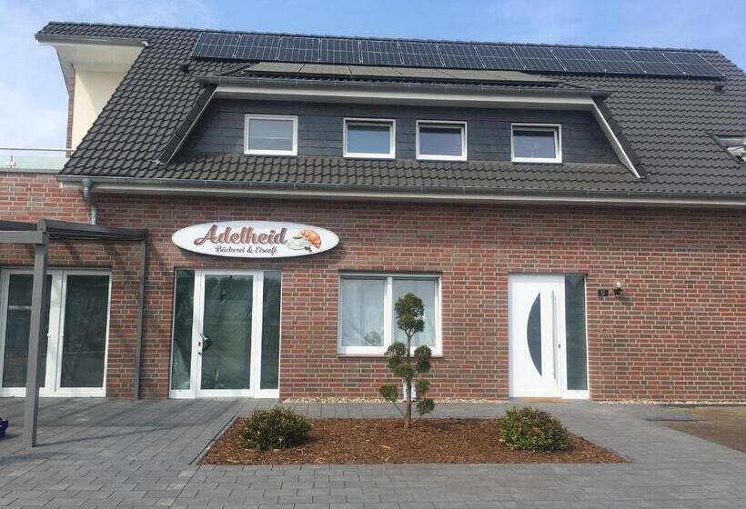اتاق استاندارد یک نفره, Gäste Und Messezimmer Adelheidsdorf