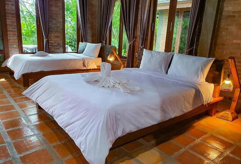 بانگلوی سوپریور, Kung Nok Tha Resort Nakhon Si Thammarat