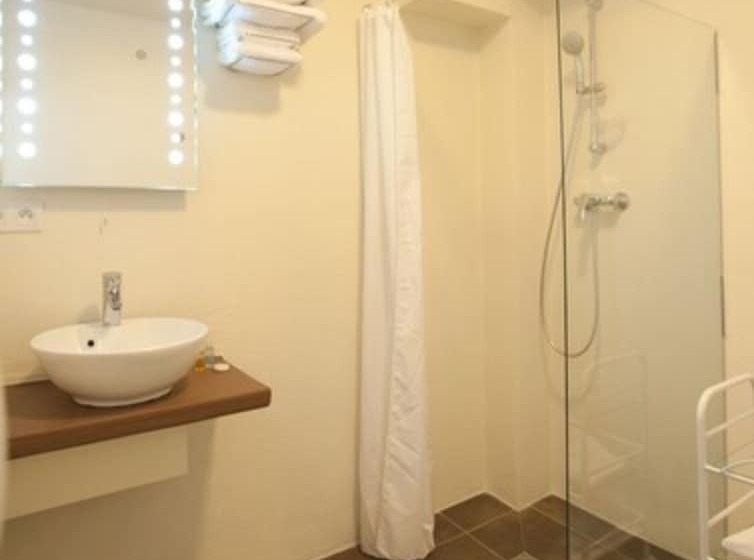 آپارتمان 1 خوابه با بالکن و چشم‌انداز دریا, En Aparté