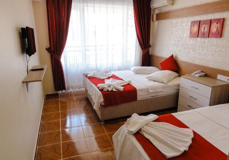 Standard Triple Room, Altinersan  Altinkum