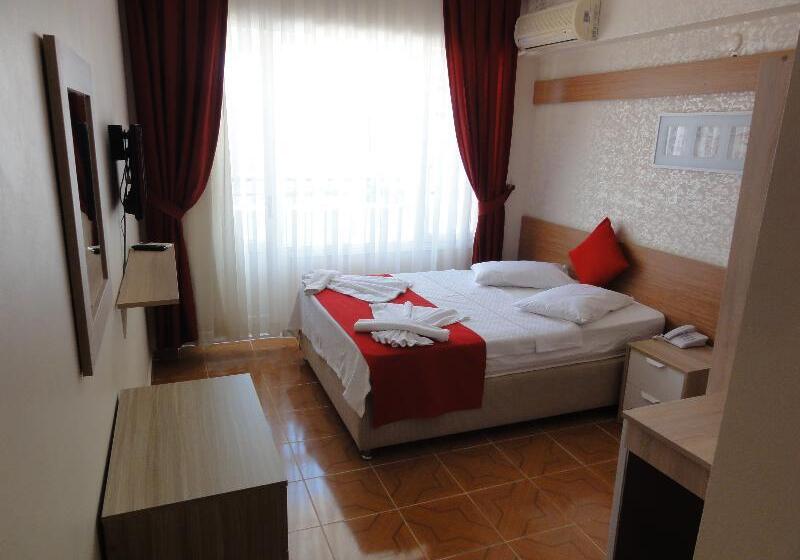 Standard Triple Room, Altinersan  Altinkum