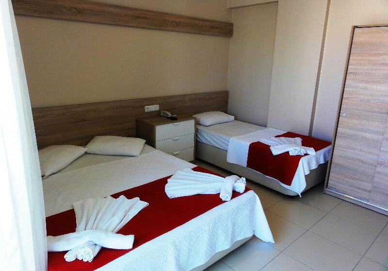 Standard Triple Room, Altinersan  Altinkum