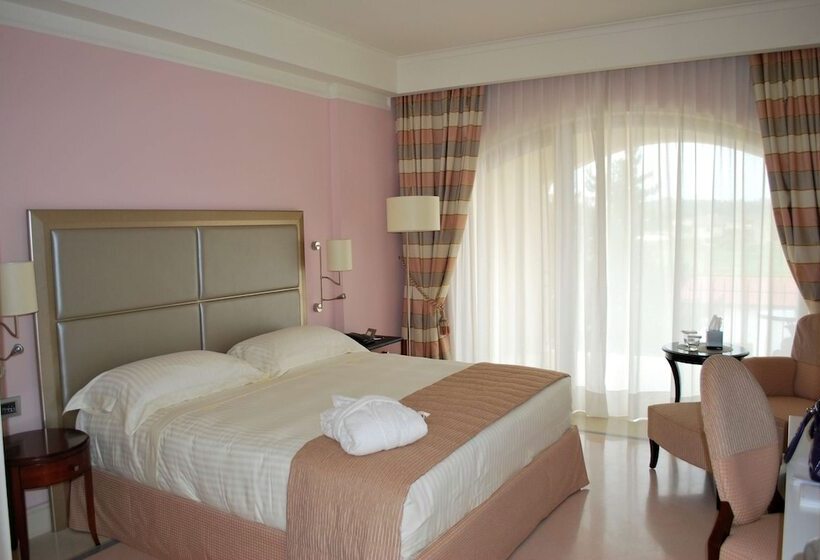 اتاق خانوادگی, Best Western Premier Villa Fabiano Palace