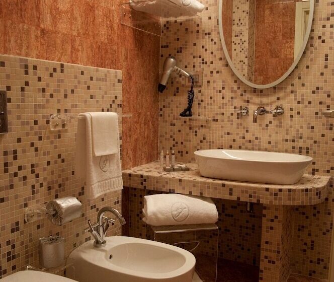 اتاق استاندارد یک نفره, Best Western Premier Villa Fabiano Palace