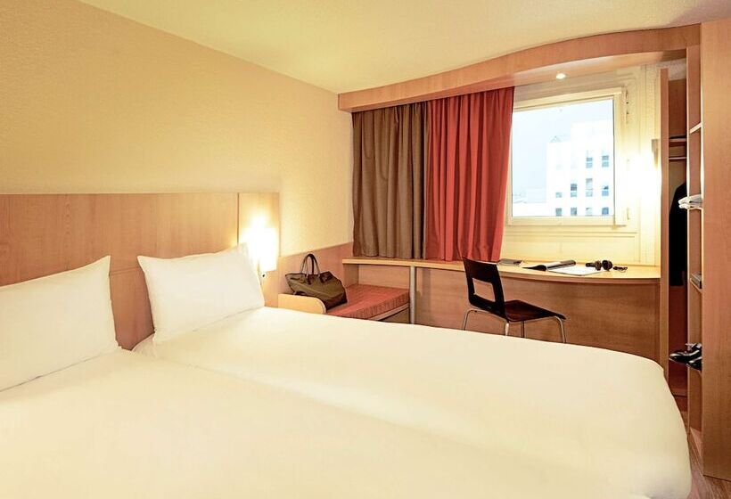 اتاق استاندارد, Ibis Barcelona Santa Coloma