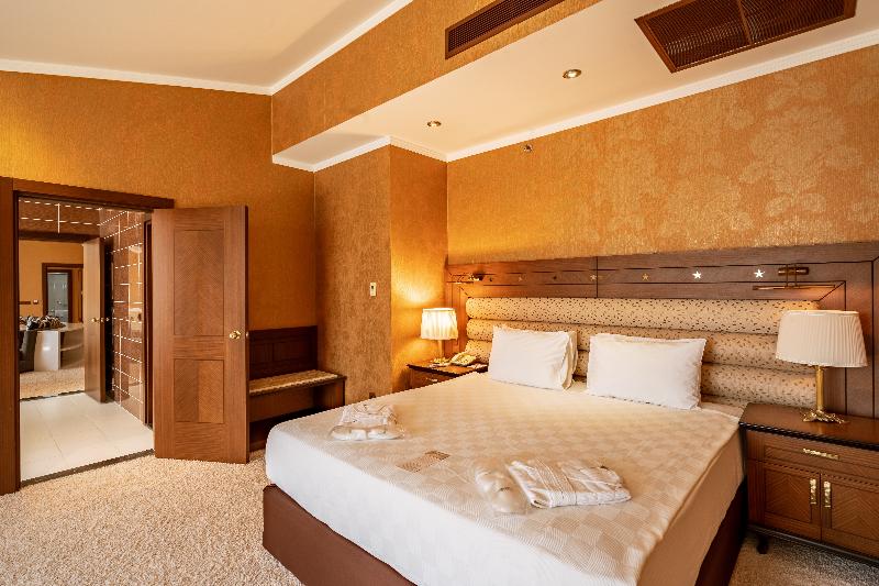 سوئیت با تخت بزرگ, Megasaray Westbeach Antalya
