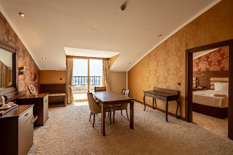 سوئیت با تخت بزرگ, Megasaray Westbeach Antalya