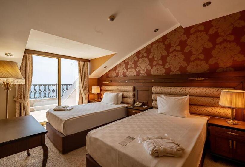 سوئیت با تخت بزرگ, Megasaray Westbeach Antalya