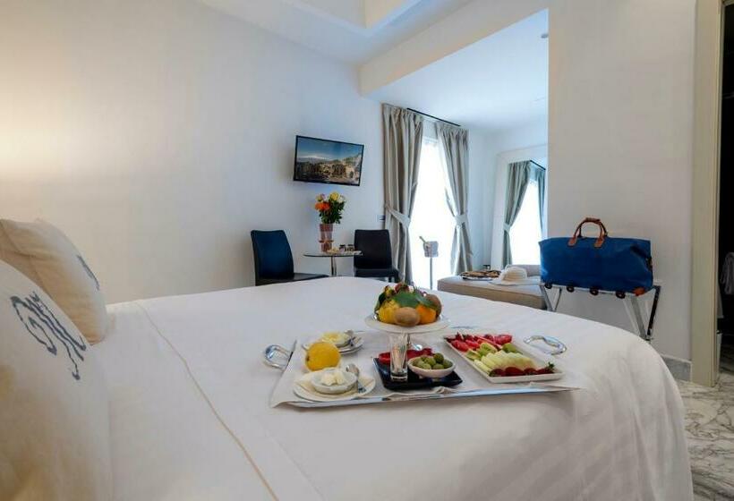 اتاق لوکس با تراس, Metropole Taormina
