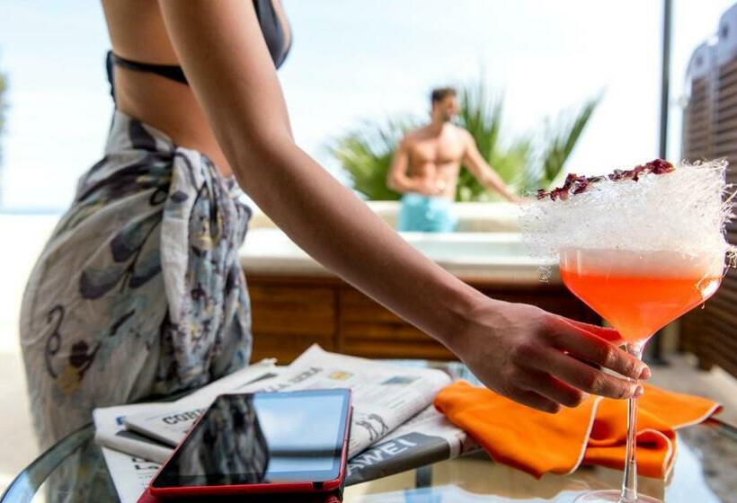 اتاق لوکس با تراس, Metropole Taormina