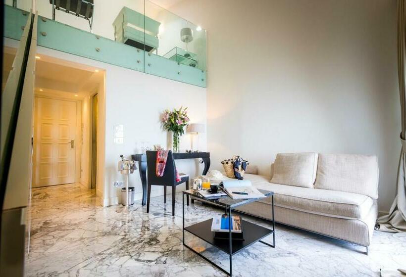 سوییت با چشم‌انداز دریا, Metropole Taormina