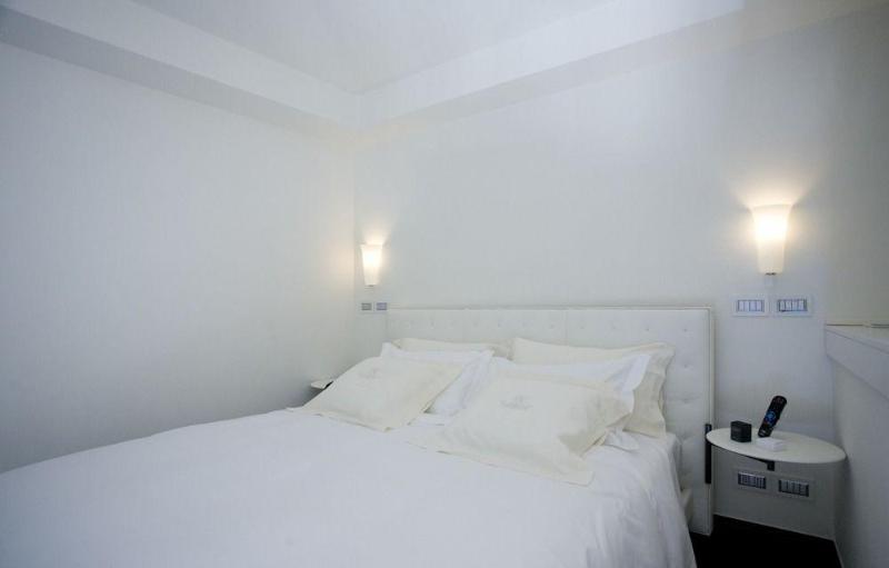 اتاق لوکس با تراس, Metropole Taormina