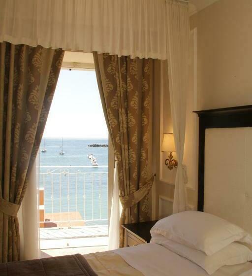 Junior Suite met Uitzicht op Zee, Miramare