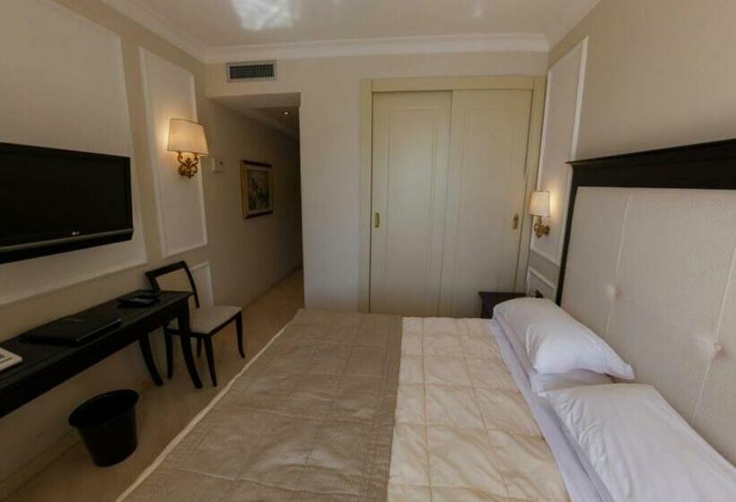 اتاق سوپریور با چشمانداز دریا, Miramare & Spa