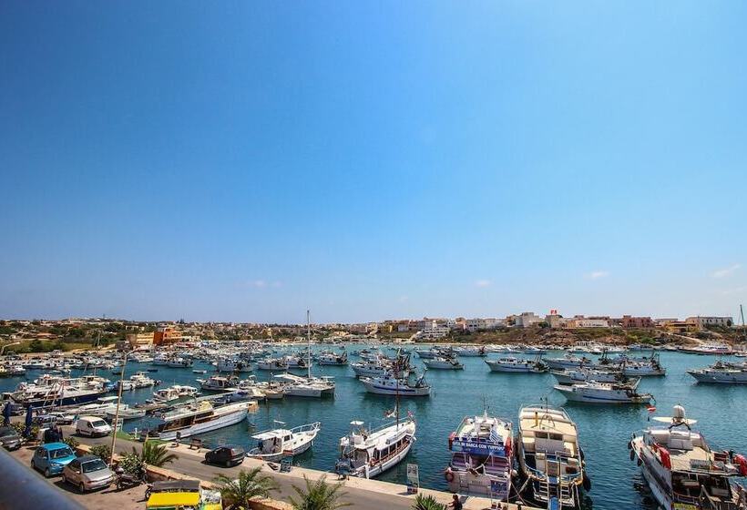 Quarto Estandar Vista Mar, Paladini Di Francia